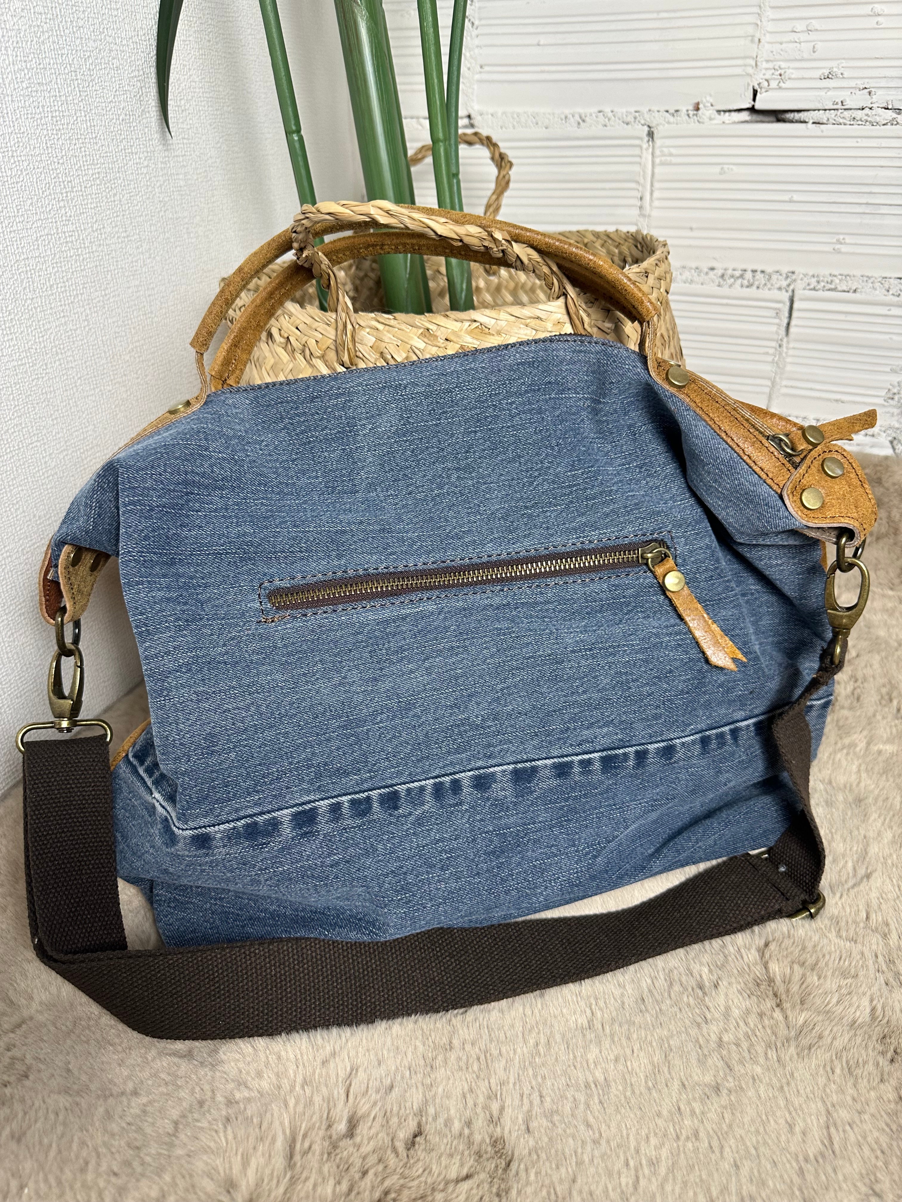 Borsa DAKOTA