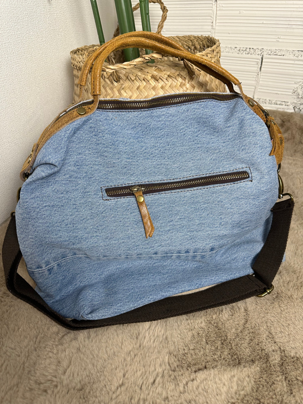 Borsa DAKOTA
