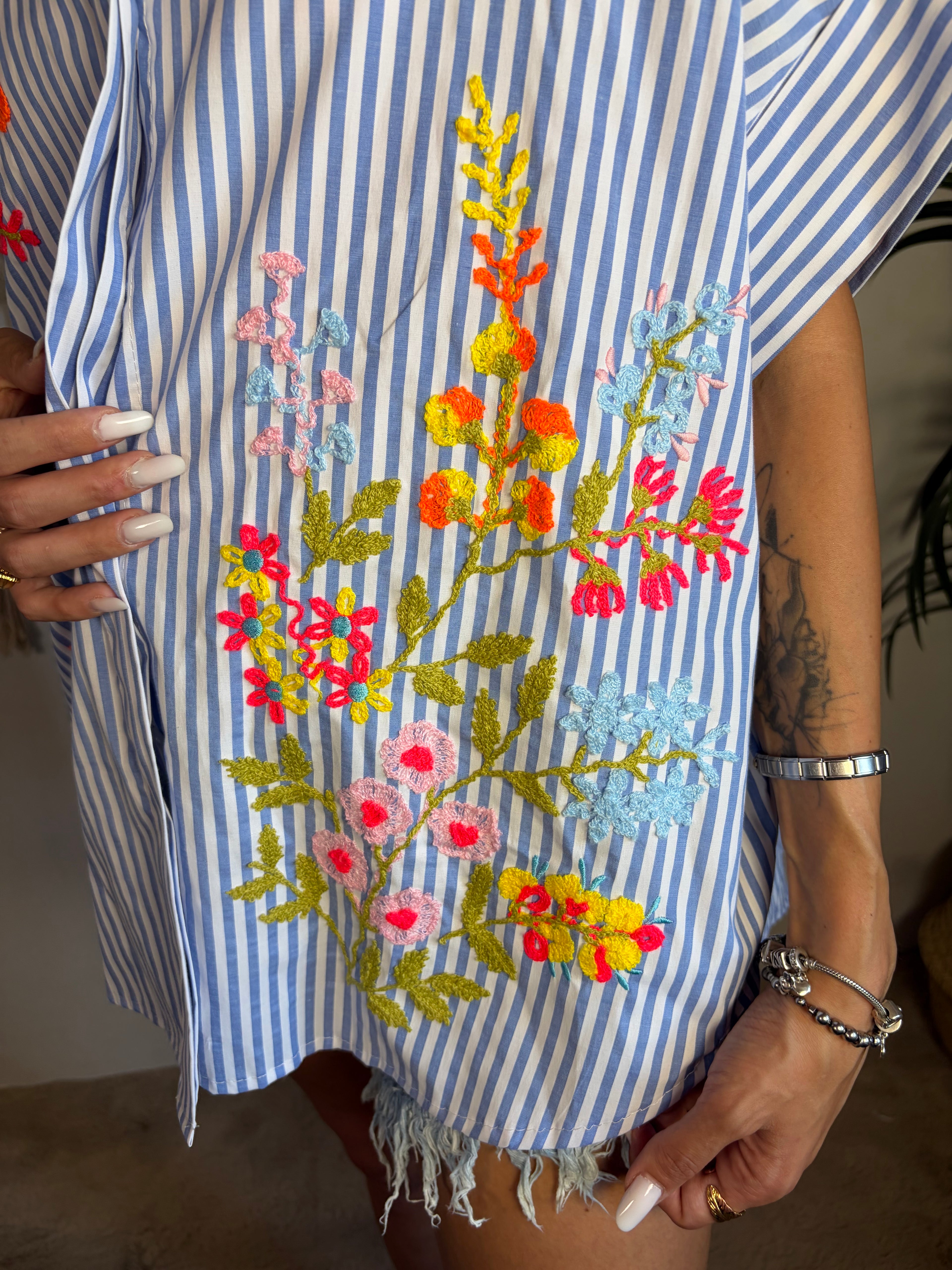 Camicione over Daisy