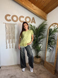 T-shirt con raso e pizzo