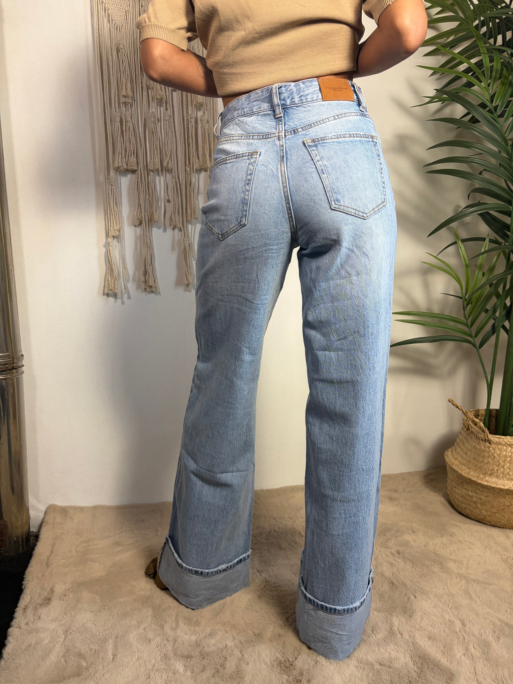 Jeans con piegone