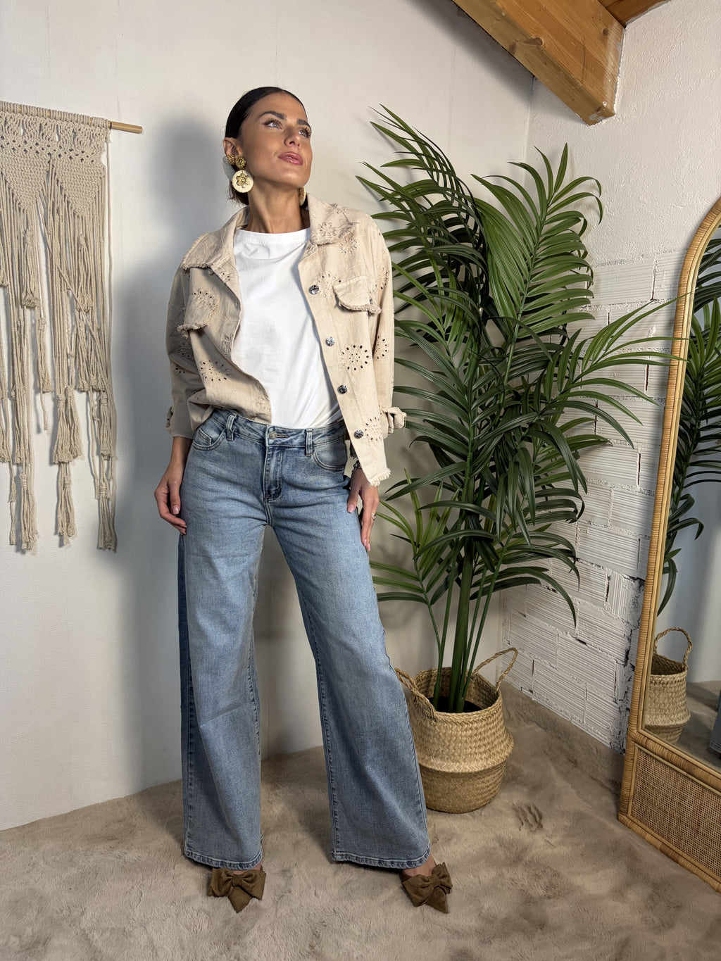 Giacca in denim sangallo con profilo sfrangiato