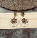 Orecchino rattan e fiore